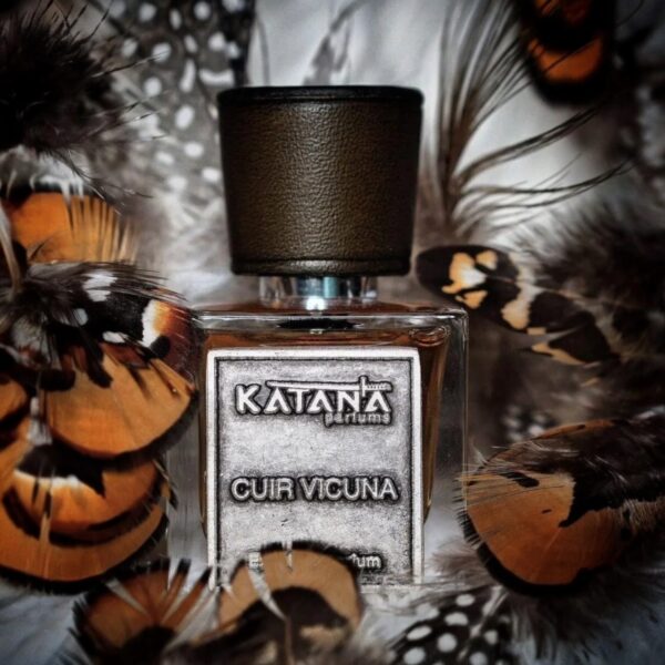 KATANA CUIR VICUNA 30ML SPRAY EXTRAIT DE PARFUM